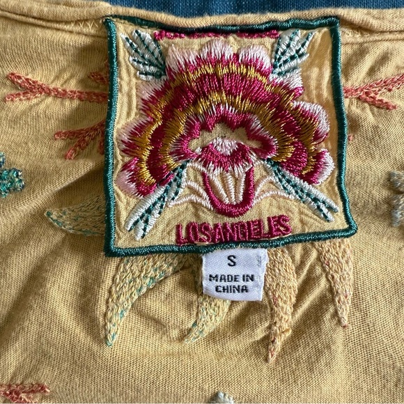 Johnny Was Top Ariel High-Low Embroidered Relaxed Swing Tee Size Small - Picture 5 of 8